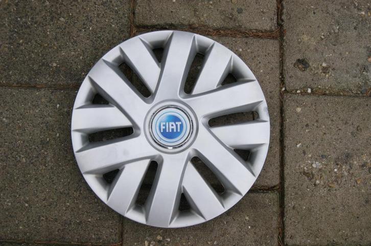 1 losse universele wieldop Fiat 13 inch, Auto diversen, Wieldoppen, Gebruikt, Ophalen of Verzenden
