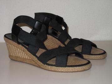 Espadrilles met sleehak – maat 38/39 beschikbaar voor biedingen