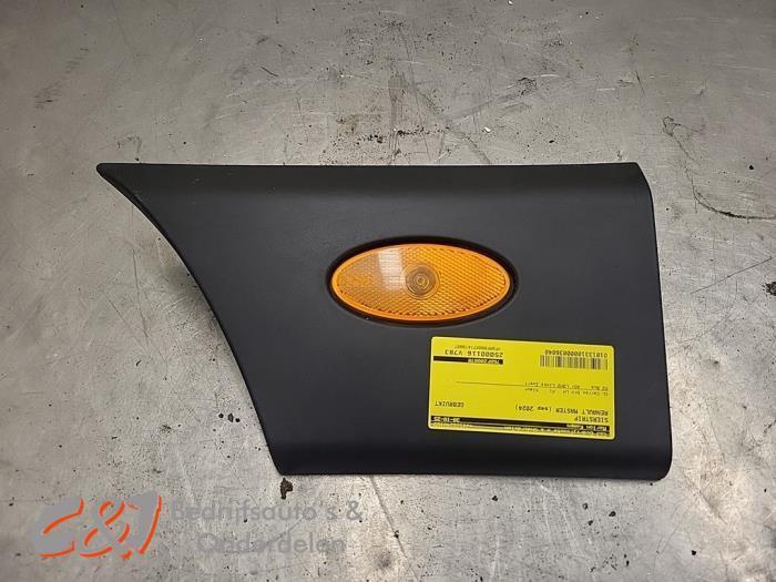Sierstrip van een Renault Master, Auto-onderdelen, Carrosserie en Plaatwerk, Renault, Gebruikt, 3 maanden garantie, Ophalen of Verzenden