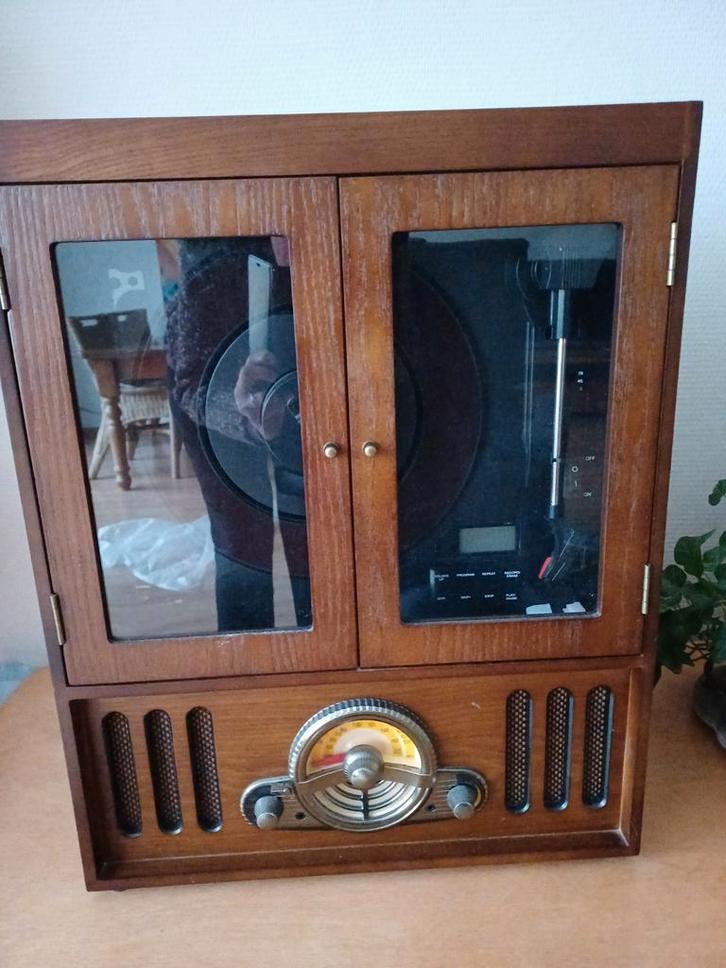 Vintage Platenspeler met Radio USB,CD,casette speler, Audio, Tv en Foto, Platenspelers, Gebruikt, Platenspeler, Overige merken