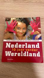 L. Sluiter - Nederland Wereldland, Ophalen of Verzenden, Zo goed als nieuw, L. Sluiter; P. van Schaik