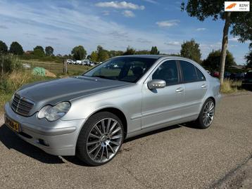 Mercedes-Benz C-klasse C 180 Automaat beschikbaar voor biedingen