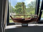 antiek scheepsmodellen (bomschuit platbodem vissersboot), Hobby en Vrije tijd, Modelbouw | Boten en Schepen, Ophalen of Verzenden