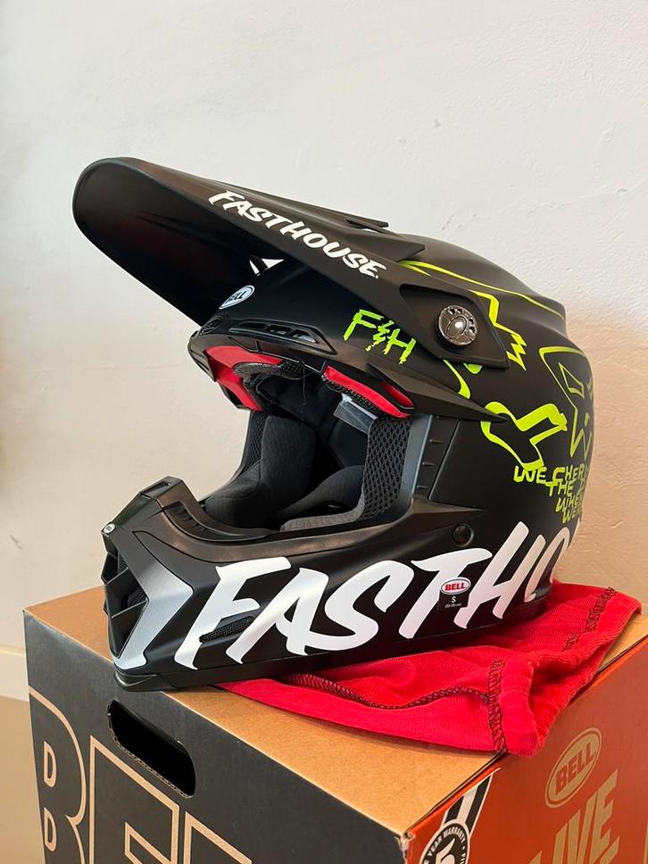 Bell moto 9 s flex crosshelm nieuw - fasthouse maat S, Motoren, Kleding | Motorhelmen, Offroadhelm, Overige merken, Ophalen of Verzenden