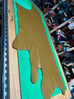 Olijf groen kalfs halve huid 1.5mm dikte iets stug&glad A51, Ophalen of Verzenden, Zo goed als nieuw, 30 tot 120 cm, Katoen