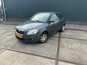Skoda Fabia 1.4 16V 63KW 2008 Grijs beschikbaar voor biedingen