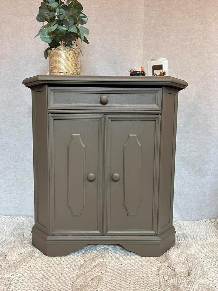 Halkastje WoodWick, Antiek en Kunst, Antiek | Meubels | Kasten, Ophalen