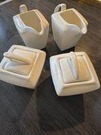 Servies set (bijna) compleet, Ophalen, Zo goed als nieuw, Effen, Porselein