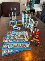 Lego 60141 police station 95% compleet+instructie+stickers, Kinderen en Baby's, Speelgoed | Duplo en Lego, Ophalen of Verzenden