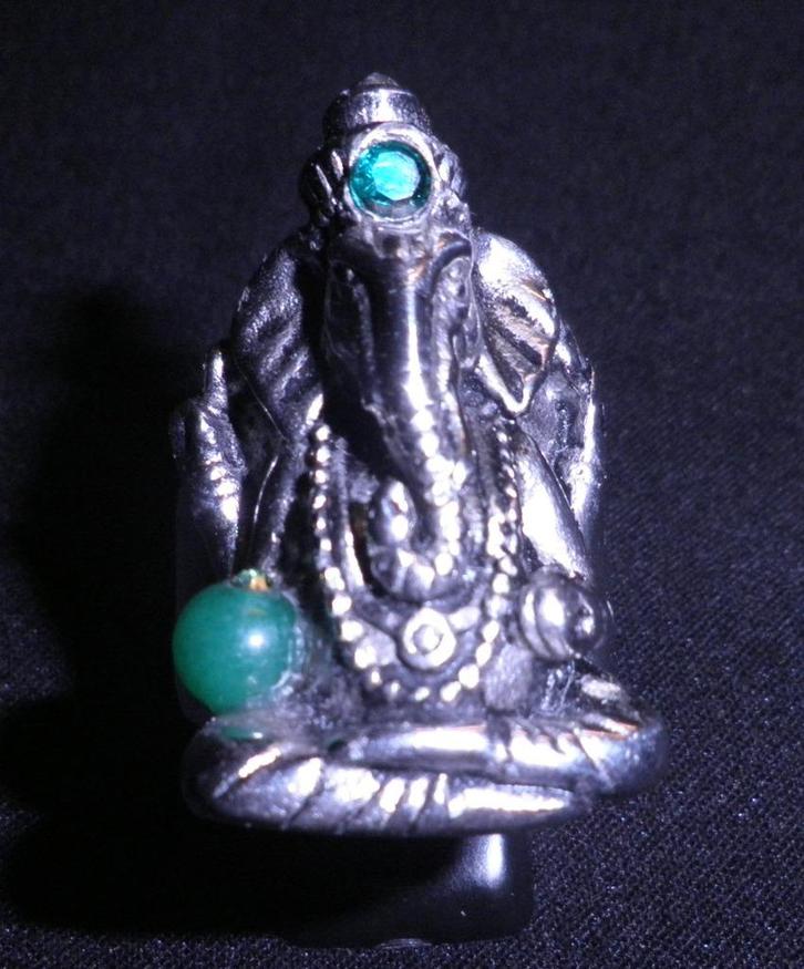 Unieke Ganesha ring Ø 20,8 mm met smaragdgroene Bindi #SALE#, Sieraden, Tassen en Uiterlijk, Ringen, Nieuw, Heer, 20 of groter