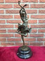 zeer fraai bronzen beeld, ZWIERIGE DANSERES, Ophalen of Verzenden