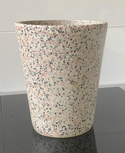Bloempot jaren 50 vintage graniet 16 cm hoog, Antiek en Kunst, Antiek | Keramiek en Aardewerk, Ophalen of Verzenden