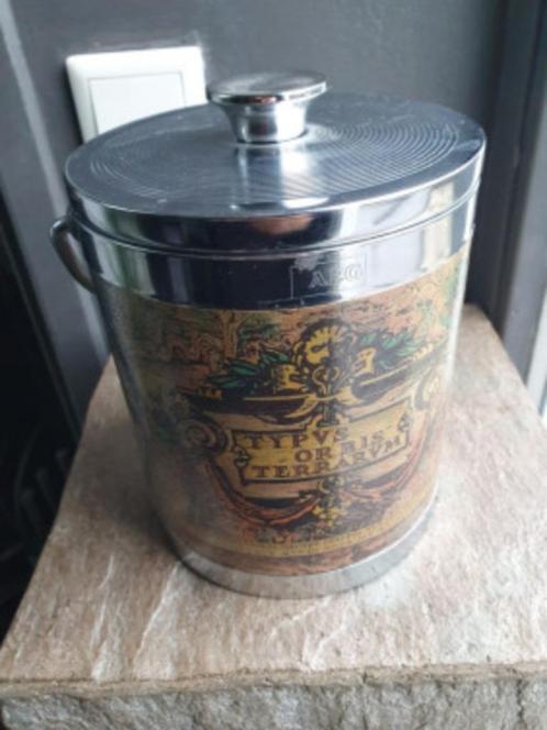 Jaren 70 heel mooie vintage ijsemmer AEG met oude wereldkaar, Antiek en Kunst, Antiek | Woonaccessoires, Ophalen of Verzenden