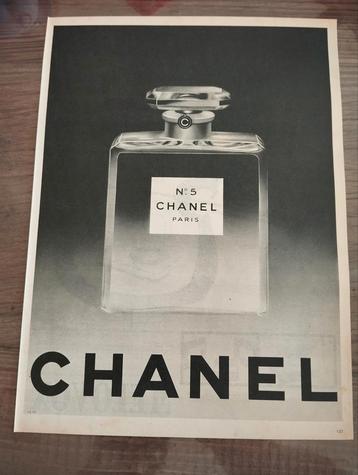 Oude Chanel advertentie beschikbaar voor biedingen