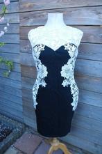 Jurk zwart/ ecru kant Paper Dolls mt uk14/EU42 Vaste prijs, Kleding | Dames, Jurken, Paperdolls, Zwart, Maat 42/44 (L), Ophalen of Verzenden