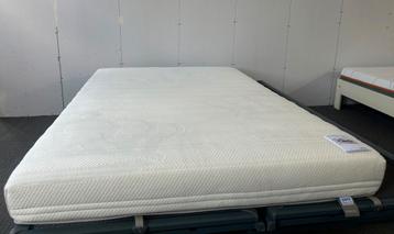 Auping adagio 140x200 matras firm Nu voor €750.- beschikbaar voor biedingen