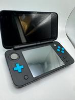 Nintendo 2DS XL - Zwart/Blauw, Spelcomputers en Games, Spelcomputers | Nintendo 2DS en 3DS, Lenn hodes, Ophalen of Verzenden, Zo goed als nieuw