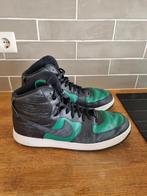 Nike Air Force 1 maat 51,5

Zeer mooi staat. Weinig gedragen, Ophalen of Verzenden, Zo goed als nieuw