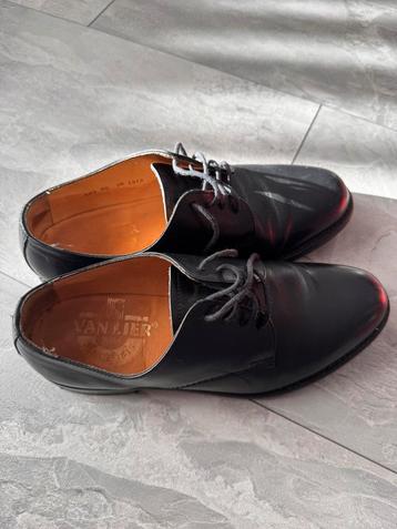 Van Lier nette schoenen (maat 40,5) beschikbaar voor biedingen