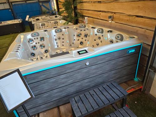 Balboa NIEUWE 5 pers 2 ligpl 122 massage jets! Jacuzzi, Tuin en Terras, Jacuzzi's, Nieuw, Filter, Trap, Ophalen of Verzenden