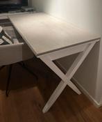 Wit bureau met travertin bladen, Ophalen, Zo goed als nieuw, Bureau