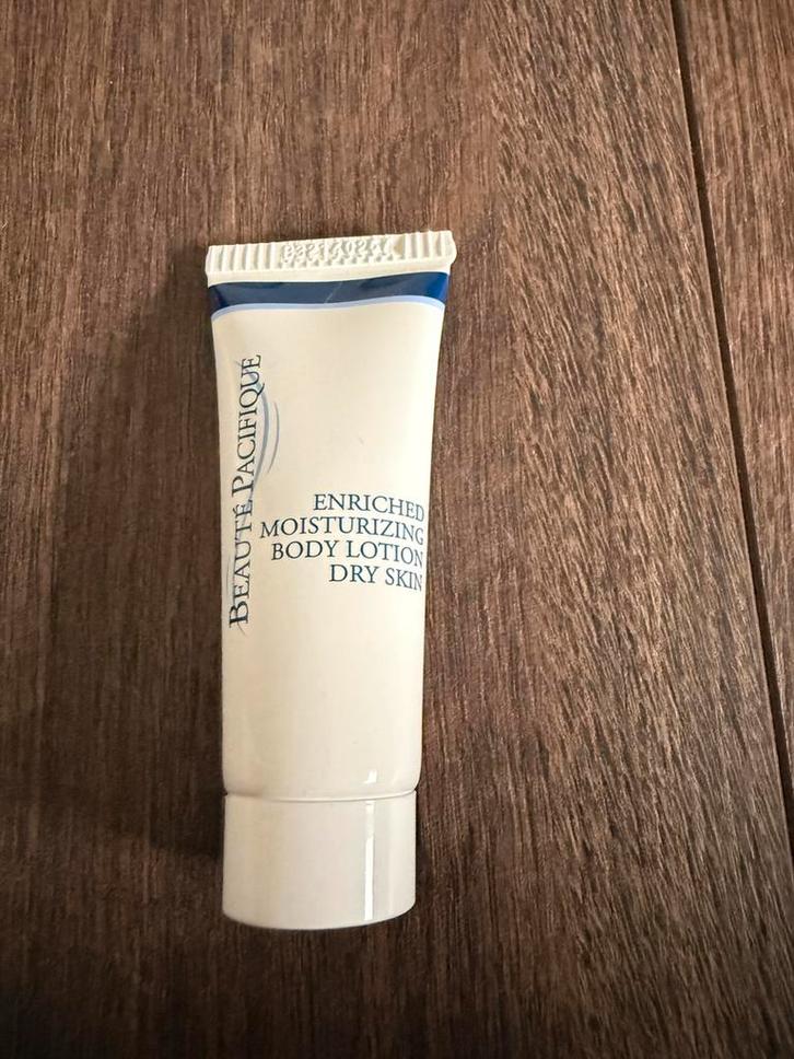 Nieuw Beauté Pacifique Moisturizing BodyLotion DrySkin, 20ml, Sieraden, Tassen en Uiterlijk, Uiterlijk | Lichaamsverzorging, Nieuw