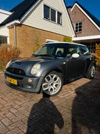 Mini 1.6 16V Cooper S 2004 Grijs, Auto's, Voorwielaandrijving, 4 cilinders, 4 stoelen, 163 pk