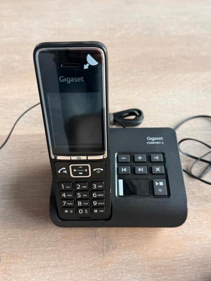 Gigaset Comfort 550A + 3 extra handsets, Telecommunicatie, Vaste telefoons | Handsets en Draadloos, Zo goed als nieuw, 4 handsets of meer
