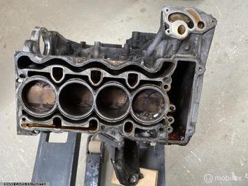 Motor onderblok BMW X3 E83 E90 E87 120i 320i  n46b20b beschikbaar voor biedingen