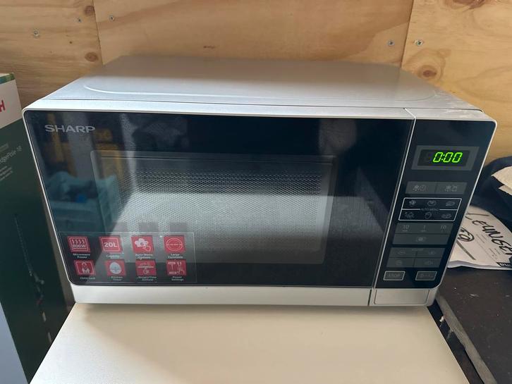 Sharp Magnetron - als nieuw, Witgoed en Apparatuur, Magnetrons, Gebruikt, Vrijstaand, Magnetron, 45 tot 60 cm, Draaiplateau, Ophalen