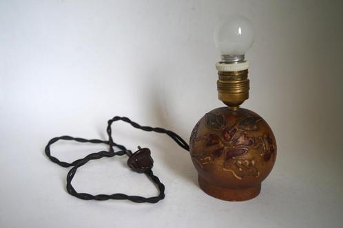 antiek keramiek lampvoet tafellamp bloem patroon relief, Huis en Inrichting, Lampen | Tafellampen, Gebruikt, Minder dan 50 cm