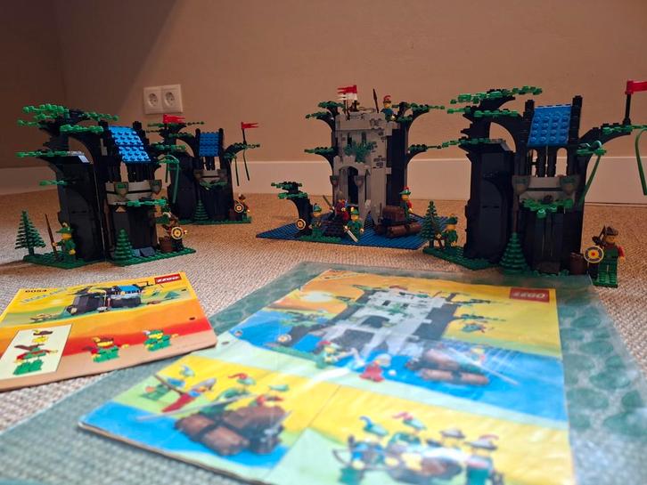 LEGO Castle 6077 + 3x 6054 Forestmen Sets - Compleet!, Kinderen en Baby's, Speelgoed | Duplo en Lego, Gebruikt, Lego, Complete set