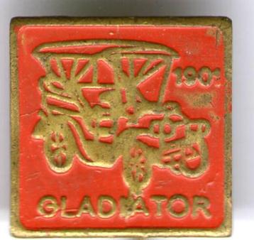 Gladiator 1901 rood op koper auto speldje ( B_116 ) beschikbaar voor biedingen