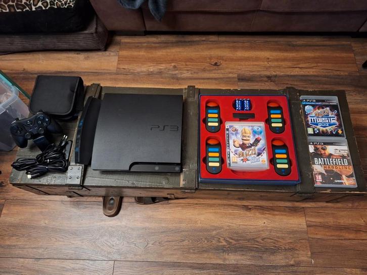 Ps3, Spelcomputers en Games, Spelcomputers | Sony PlayStation 3, Zo goed als nieuw, Slim, Met 2 controllers, Ophalen