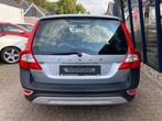 Volvo XC70 3.2 Momentum AWD Automaat LEER / NAVI / TREKHAAK, Auto's, Automaat, 238 pk, Gebruikt, Zwart