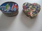 2 oude kerst bloemetjes doosjes samen  €15.-, Diversen, Kerst, Ophalen of Verzenden, Zo goed als nieuw