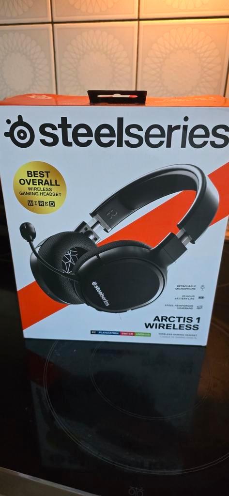 Steelseries Arctis 1 wireless headphones, Audio, Tv en Foto, Koptelefoons, Zo goed als nieuw, Op oor (supra aural), Overige merken