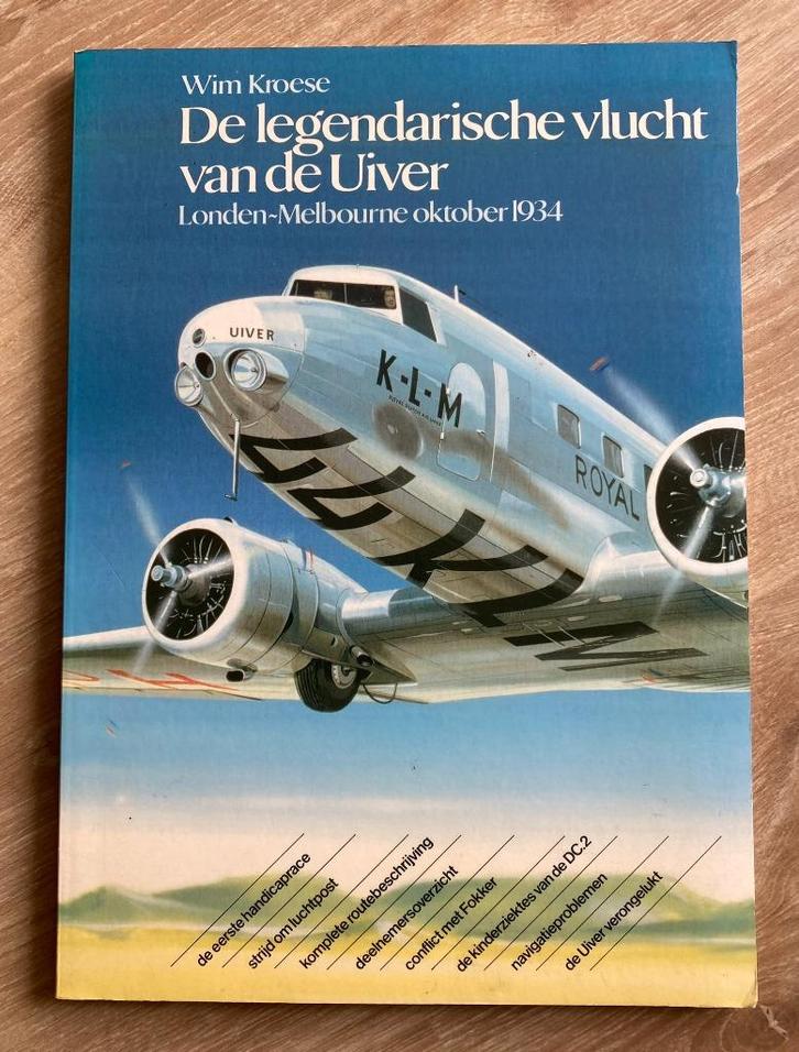 De legendarische vlucht van de Uiver London~Melbourne, Verzamelen, Luchtvaart en Vliegtuigspotten, Zo goed als nieuw, Boek of Tijdschrift