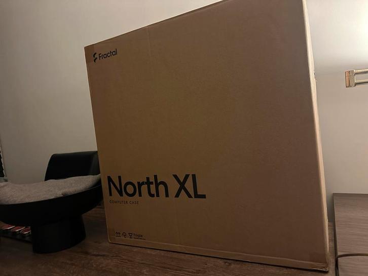 Fractal Design North XL Zwart TG Dark Tint RC versie - Nieuw, Computers en Software, Computerbehuizingen, Nieuw, Ophalen of Verzenden