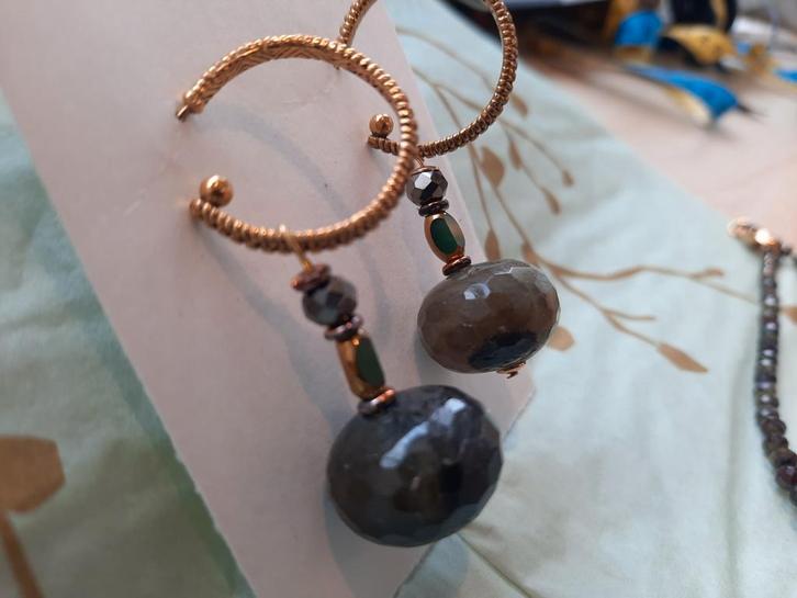 edelsteen peridot, Sieraden, Tassen en Uiterlijk, Oorbellen, Zo goed als nieuw, Overige materialen, Ophalen of Verzenden