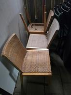 Gratis 4 Stoelen, Huis en Inrichting, Stoelen, Ophalen, Riet of Rotan, Gebruikt, Vier