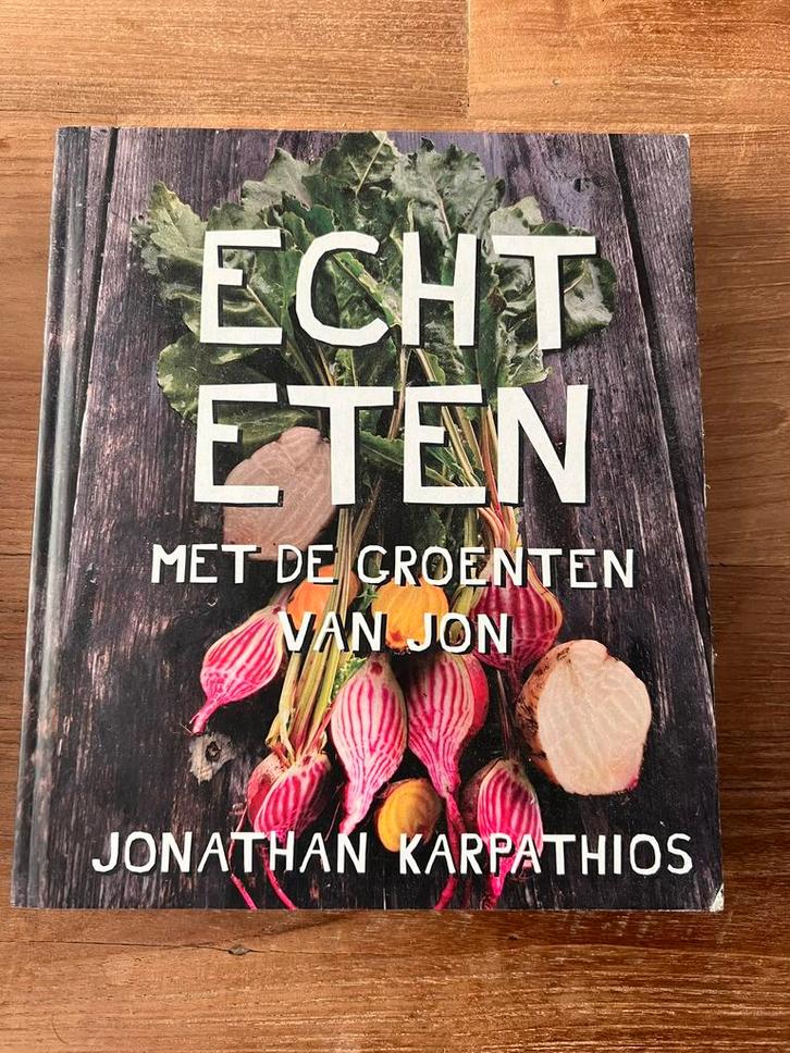 Kookboek Jonathan Karpathios - Echt eten, Boeken, Kookboeken, Zo goed als nieuw, Gezond koken, Vegetarisch, Ophalen of Verzenden
