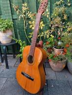 1969 spaanse gitaar massief uit Valencia, Ophalen of Verzenden, Zo goed als nieuw, Klassieke of Spaanse gitaar