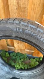 Drie keer Michelin 225/45r17, Ophalen of Verzenden, Zo goed als nieuw