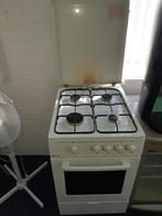 Gasfornuis, Witgoed en Apparatuur, Fornuizen, Ophalen, 4 kookzones, Zo goed als nieuw, Gas