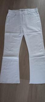 Te koop: dames jeans Off-white, Ophalen of Verzenden, Zo goed als nieuw, W30 - W32 (confectie 38/40), Wit