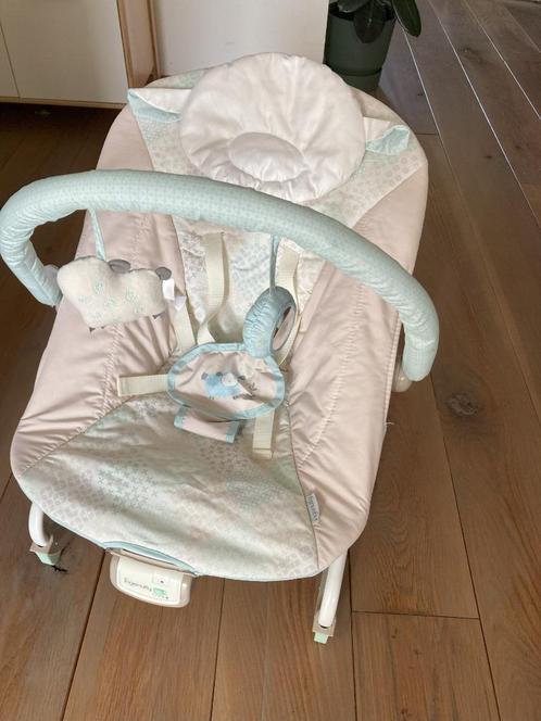 Ingenuity Wipstoel Lullaby Lamb, Kinderen en Baby's, Wipstoeltjes, Zo goed als nieuw, Wipstoel, Overige merken, Met gordel(s) of riempje(s)