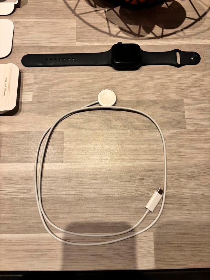 Apple Watch Series 7 Midnight 45mm, Sieraden, Tassen en Uiterlijk, Smartwatches, Zo goed als nieuw, iOS, Blauw, Afstand, Calorieverbanding