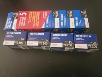 Vier fotorolletjes, iso 200, 24 foto's  beschikbaar voor biedingen