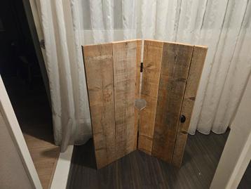 Decoratief scherm beschikbaar voor biedingen